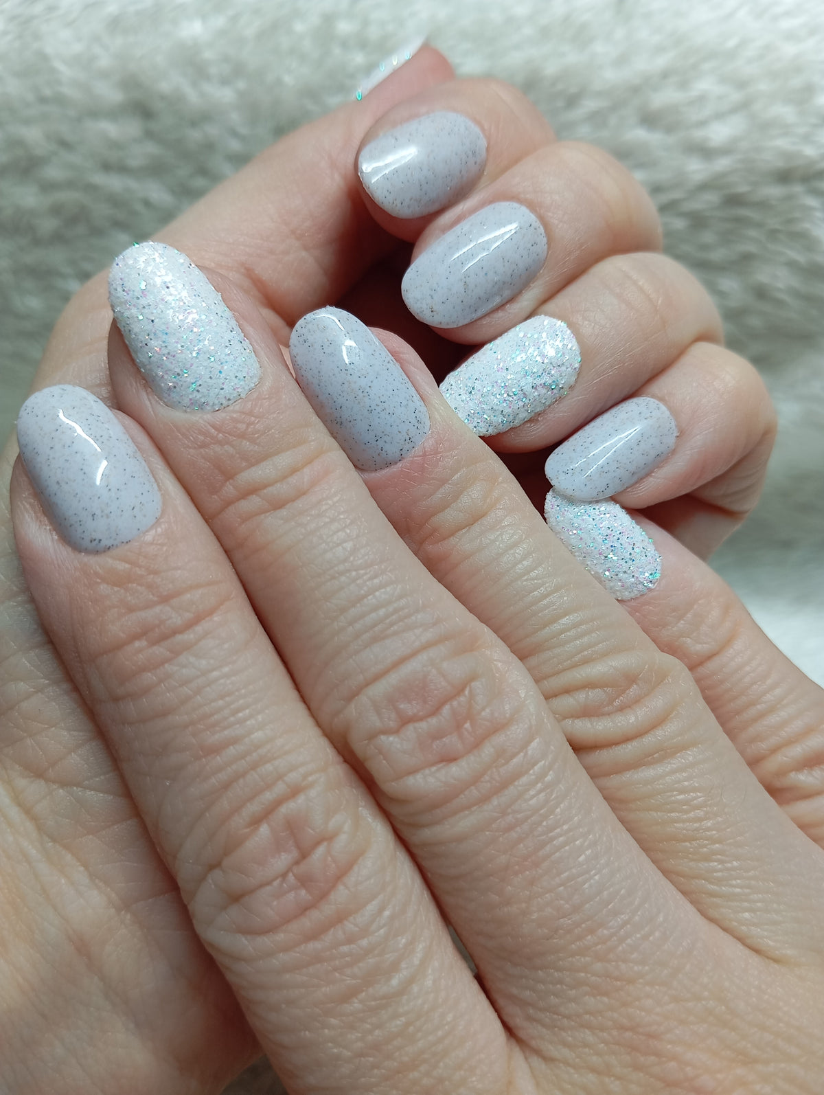 Press-on nails faites main Reims - Brume Étoilée - Glowx Nails