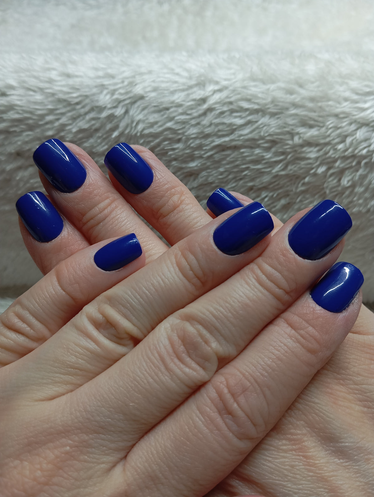 Press-on nails faites main Reims - Bleu Majesté - Glowx Nails