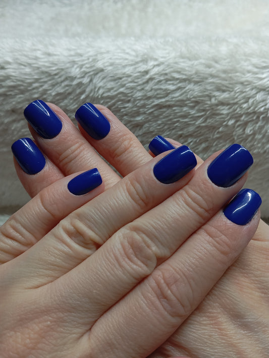 Press-on nails faites main Reims - Bleu Majesté - Glowx Nails