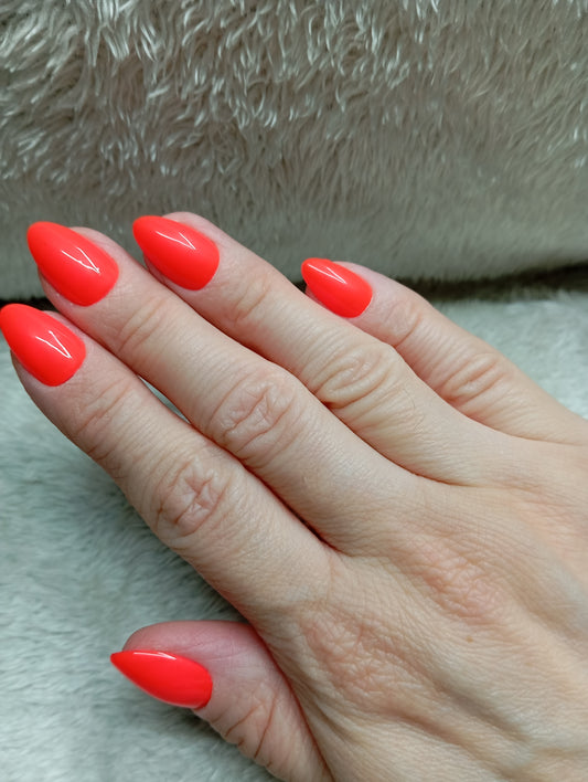 Press-on nails faites main Reims - Corail Éclat - Glowx Nails