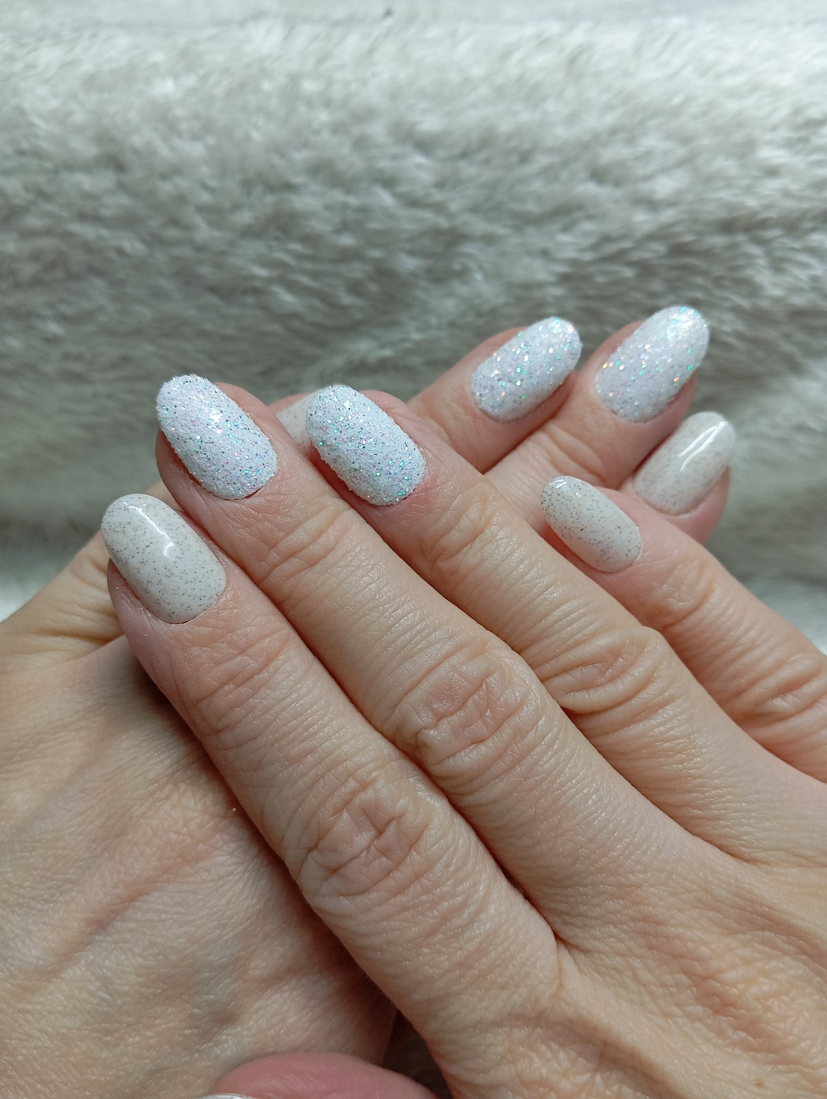 Press-on nails faites main Reims - Perle Givrée - Glowx Nails