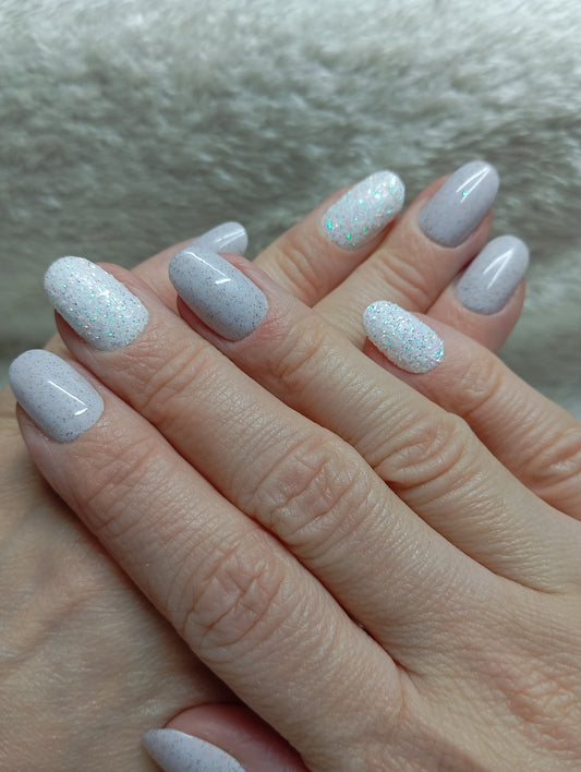 Press-on nails faites main Reims - Brume Étoilée - Glowx Nails
