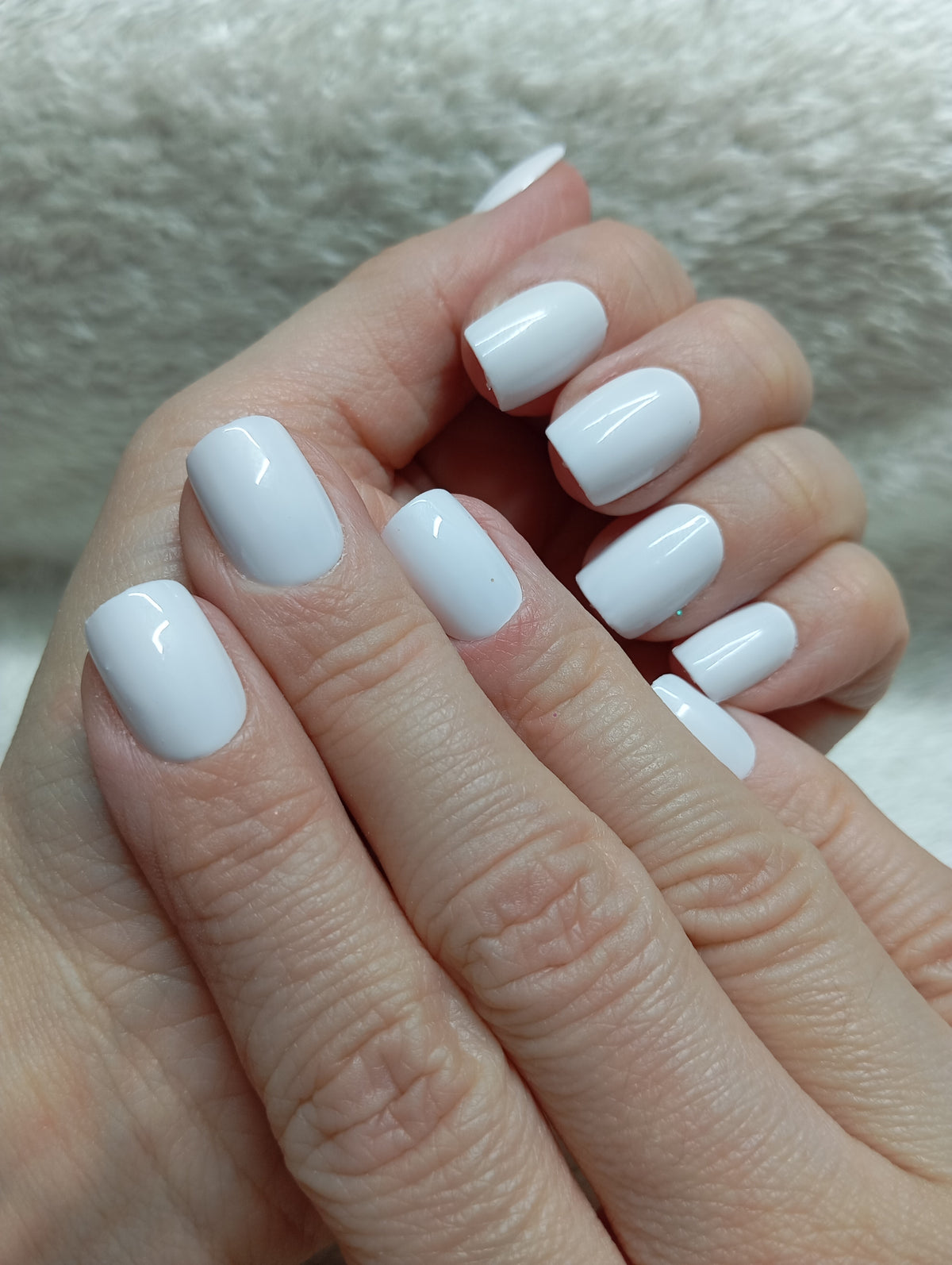 Press-on nails faites main Reims - Blanc Pur - Glowx Nails