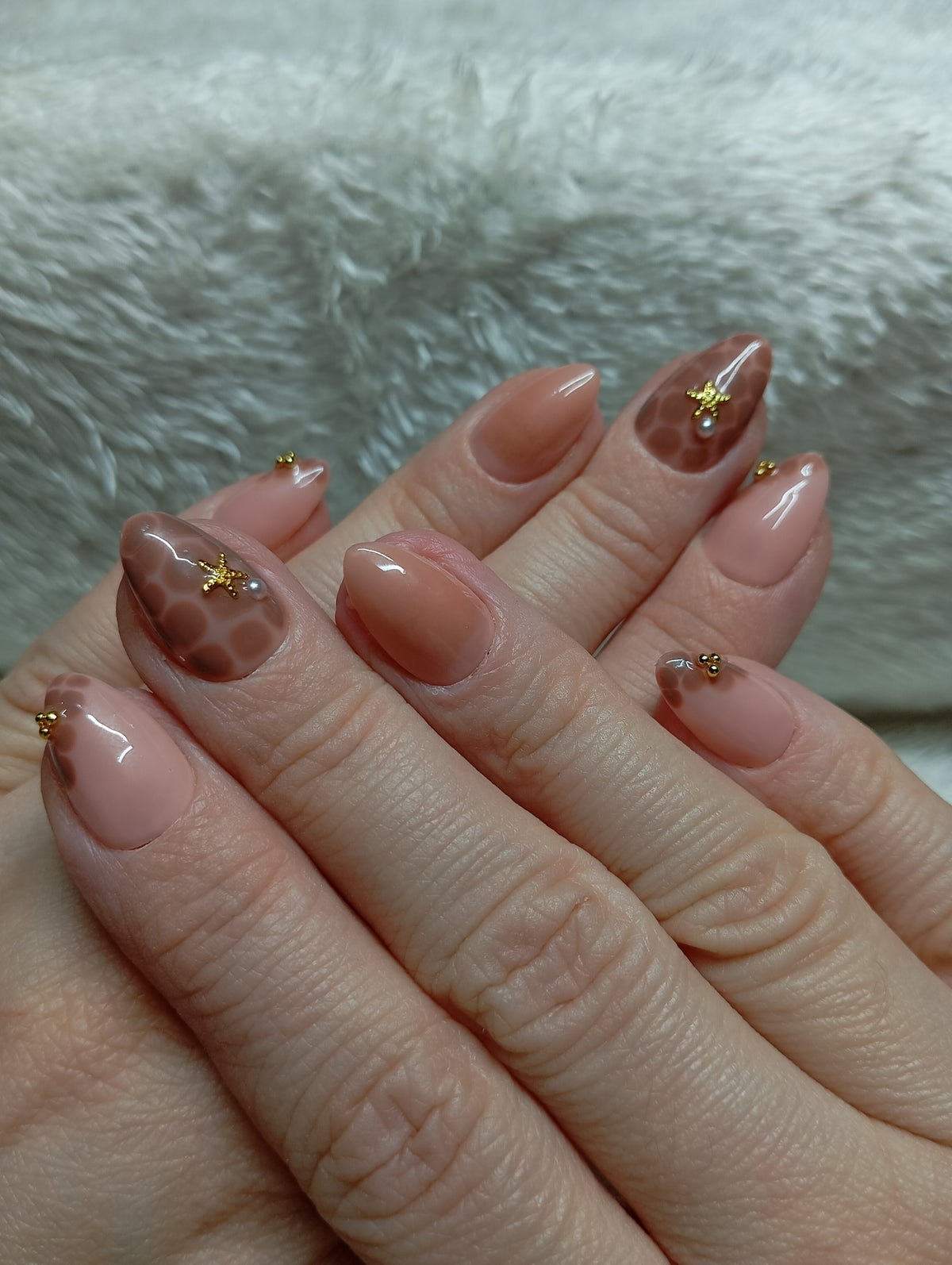 	Press-on nails faites main Reims - Étoile d'Ambre - Glowx Nails