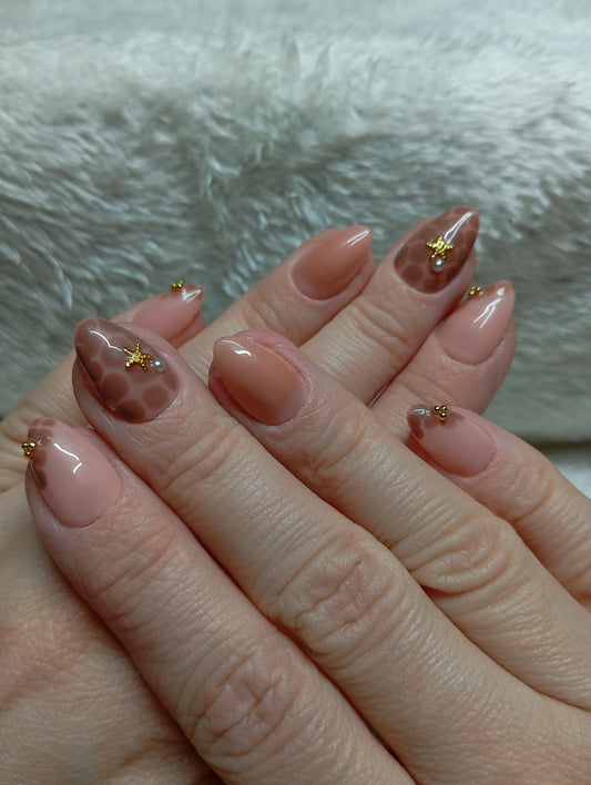 	Press-on nails faites main Reims - Étoile d'Ambre - Glowx Nails