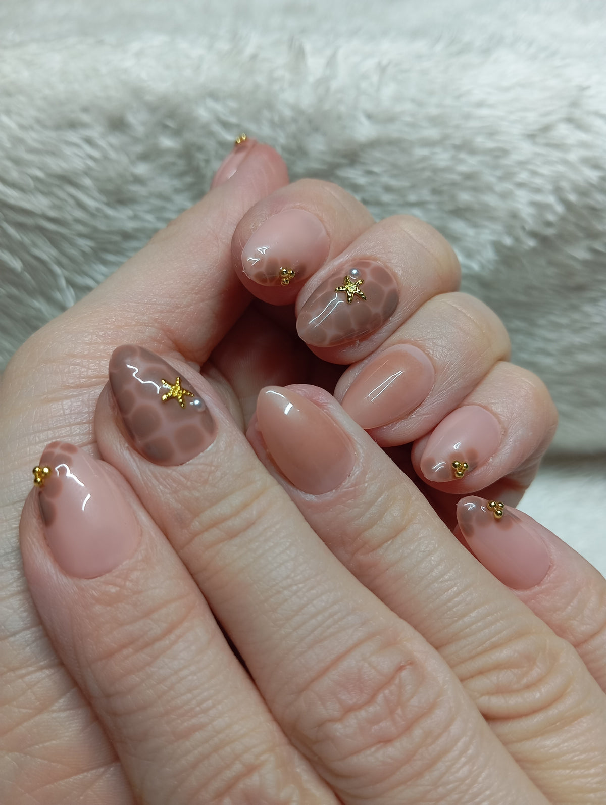 	Press-on nails faites main Reims - Étoile d'Ambre - Glowx Nails