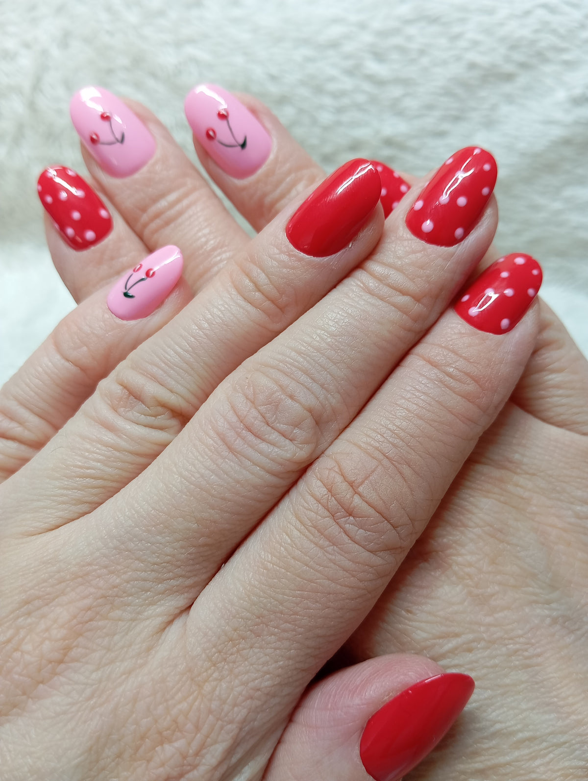 Cherry Love – Press-on nails cerises